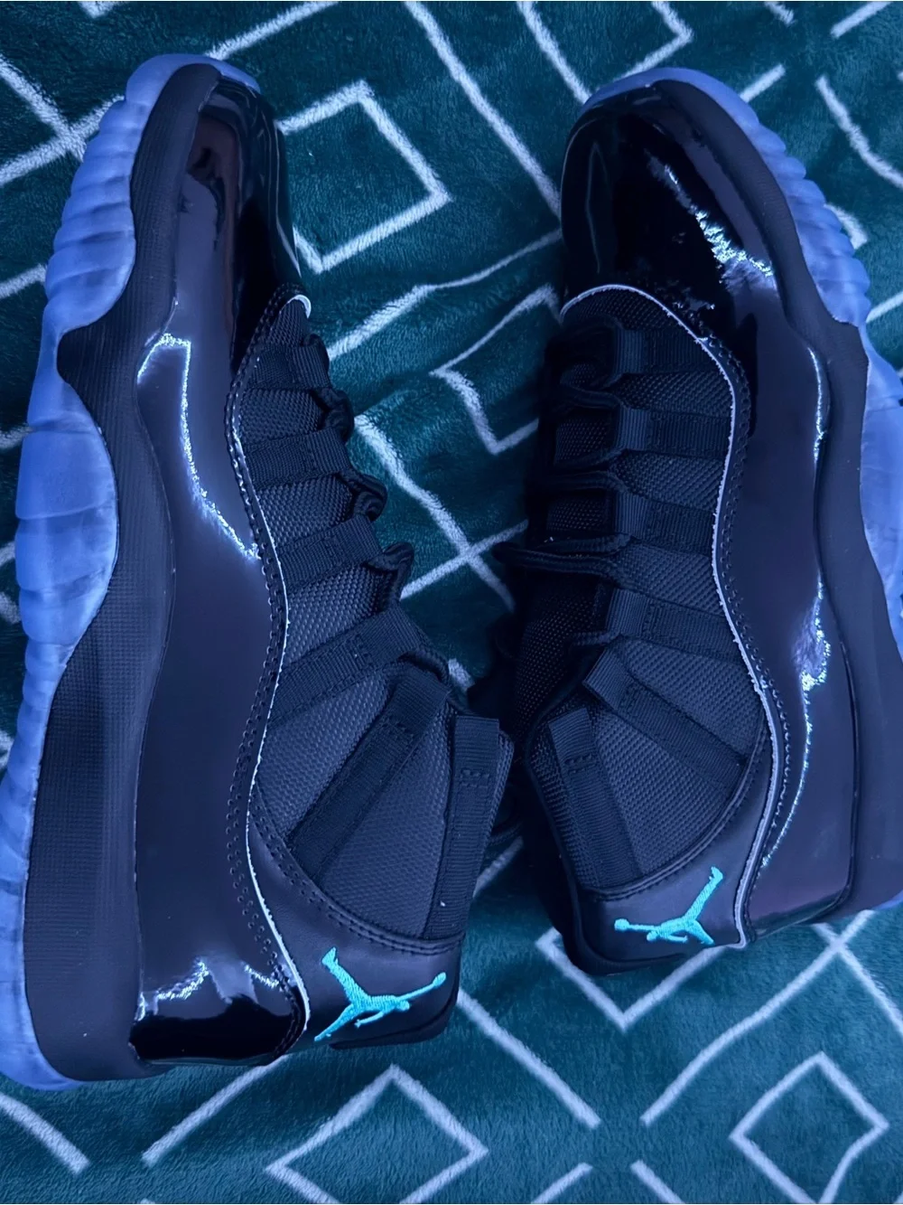 Jordan Boys' Black High-Top Sneakers with Teal Accent